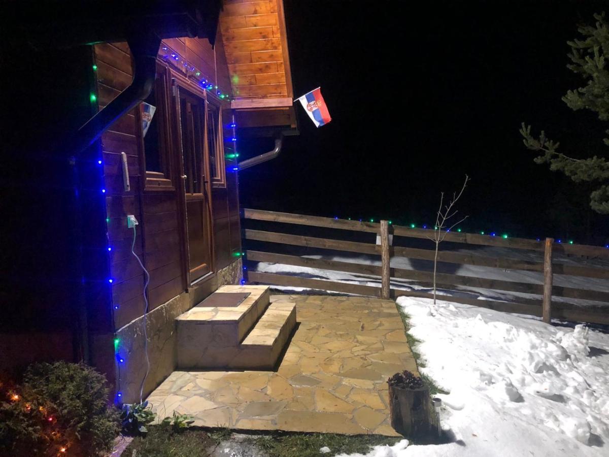 Apartmani Tornik-Planinska Kuca Zdravkovic Dobroselica Exterior foto
